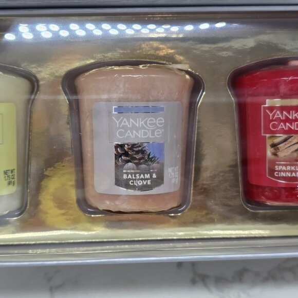 Yankee Candle Votive Candles Sampler Gift Set 4 Pack Christmas Holiday 1.7oz NEW - Picture 4 of 11